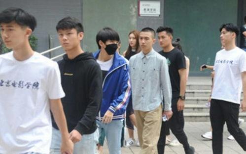 王俊凯耍流氓视频,王俊凯涉嫌耍流氓视频引发热议